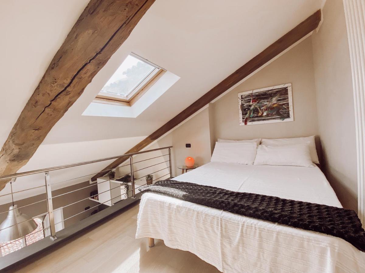 Historic Center Charming Apartment Free Wi-Fi Savigliano Buitenkant foto