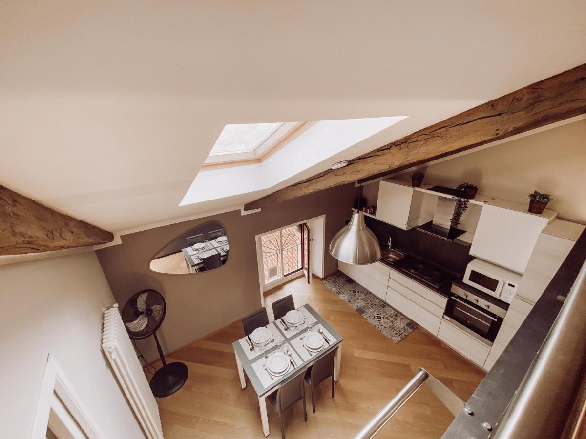 Historic Center Charming Apartment Free Wi-Fi Savigliano Buitenkant foto